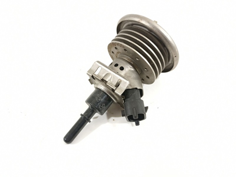 Recambio de inyector para jaguar xf r-sport referencia OEM IAM FX23189E3AA  