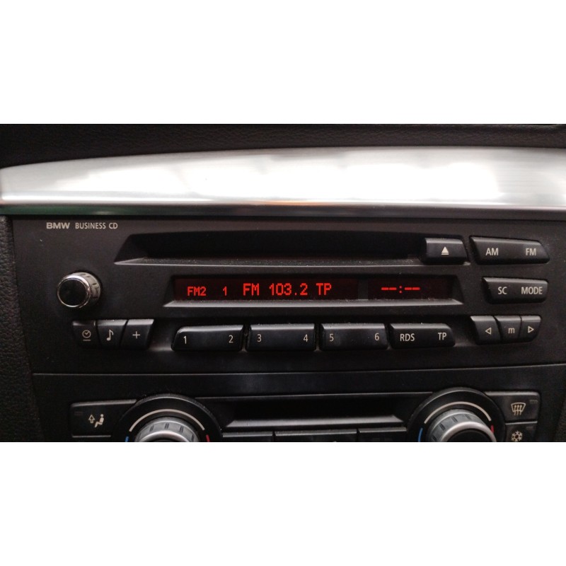 Recambio de sistema audio / radio cd para bmw serie 1 berlina (e81/e87) 118d referencia OEM IAM 917720903  9177209