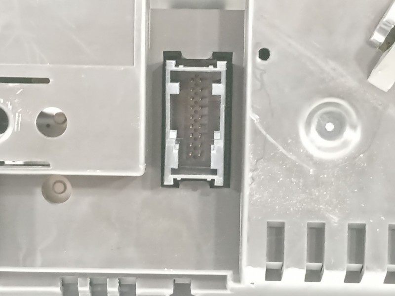 Recambio de cuadro instrumentos para bmw serie 1 berlina (e81/e87) 120d referencia OEM IAM 6947136  696049101