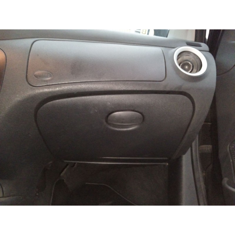 Recambio de guantera para citroën c2 (jm_) 1.1 referencia OEM IAM   