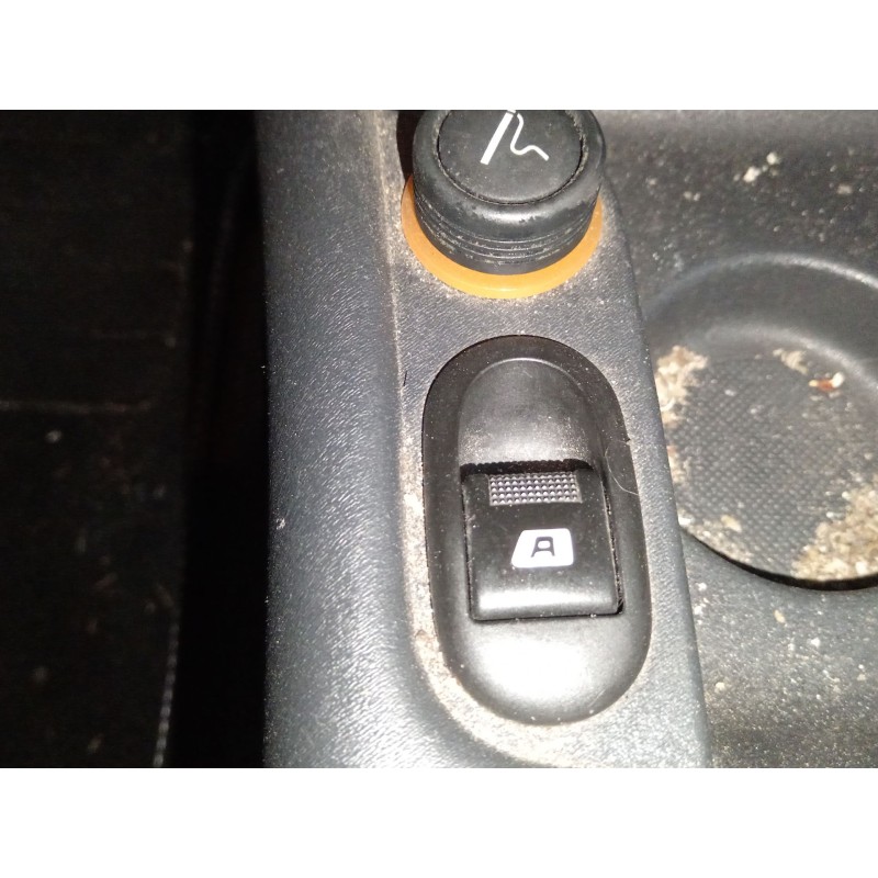 Recambio de mando elevalunas delantero izquierdo para citroën c2 (jm_) 1.1 referencia OEM IAM   