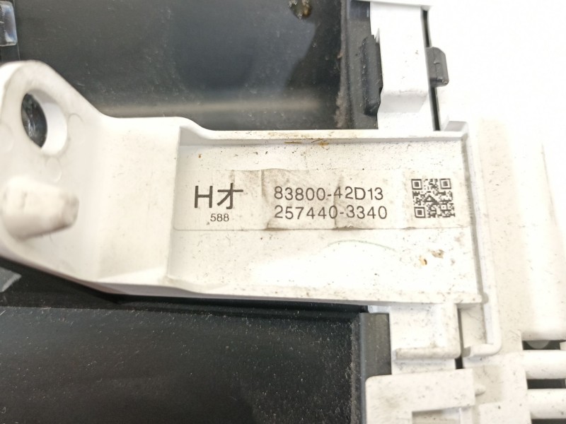 Recambio de cuadro instrumentos para toyota rav 4 (a3) executive referencia OEM IAM 8380042D13  