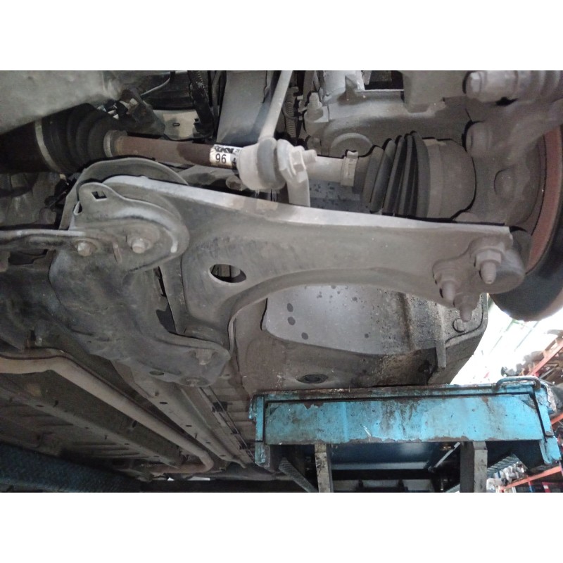 Recambio de brazo suspension inferior delantero izquierdo para citroën c2 (jm_) 1.1 referencia OEM IAM   