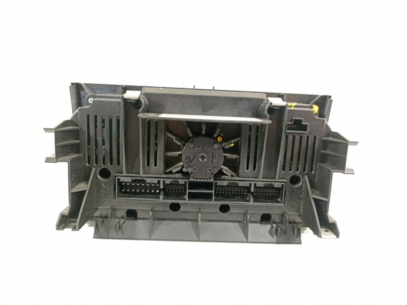 Recambio de mando climatizador para audi a3 (8p) 1.9 tdi ambiente referencia OEM IAM 8P0820043BK  