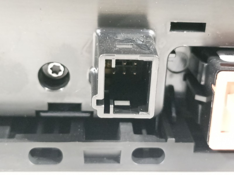 Recambio de sistema audio / radio cd para citroën c3 live referencia OEM IAM 98143710XU  9813759880