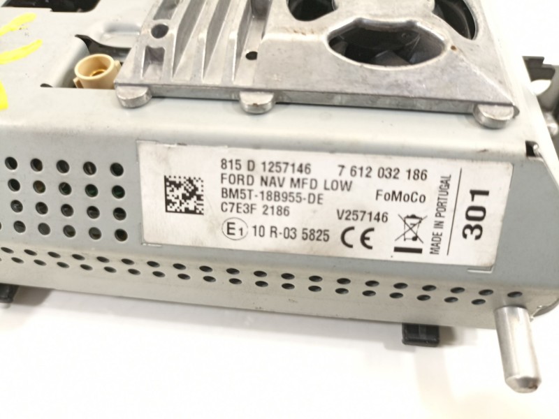 Recambio de sistema navegacion gps para ford kuga (cbs) titanium referencia OEM IAM BM5T18B955DE  