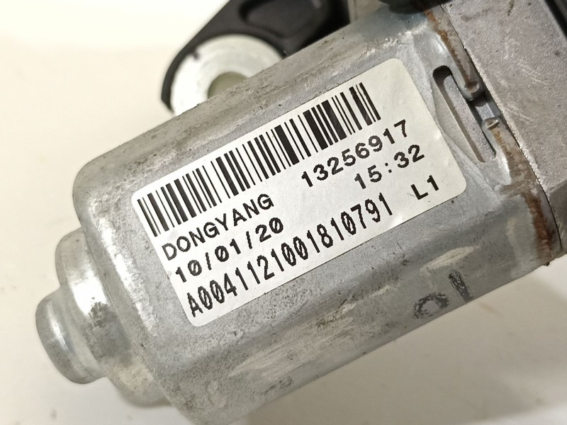 Recambio de motor limpia trasero para opel astra j lim. cosmo referencia OEM IAM 13256917  60Z010009