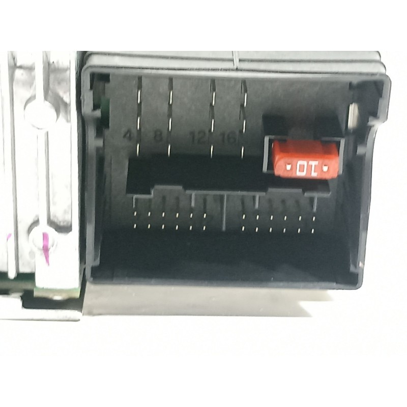 Recambio de sistema audio / radio cd para bmw serie 1 berlina (e81/e87) 118d referencia OEM IAM 917720903  9177209