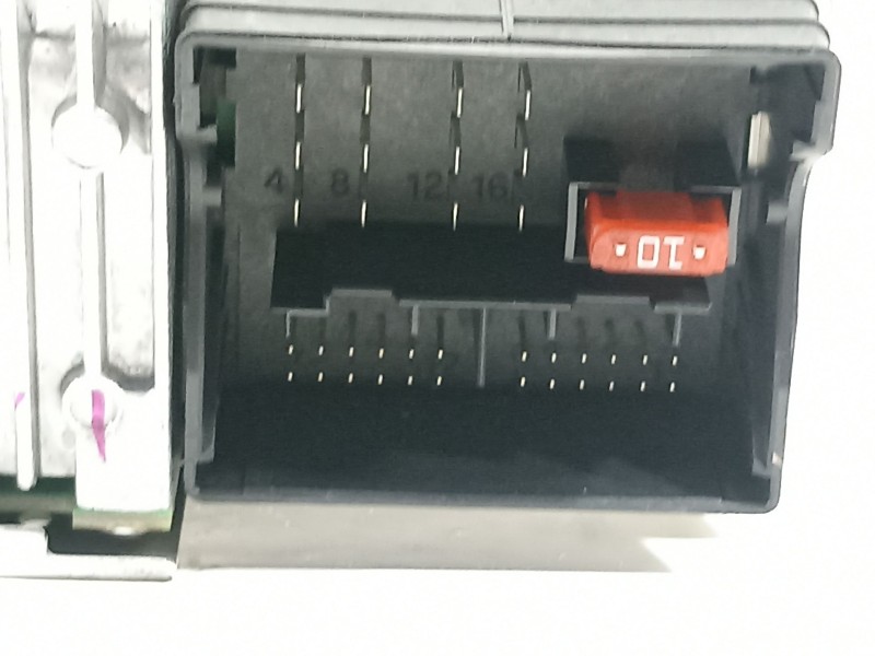 Recambio de sistema audio / radio cd para bmw serie 1 berlina (e81/e87) 118d referencia OEM IAM 917720903  9177209