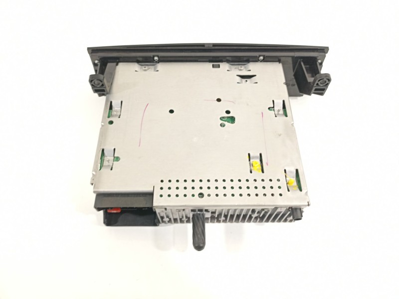 Recambio de sistema audio / radio cd para bmw serie 1 berlina (e81/e87) 118d referencia OEM IAM 917720903  9177209