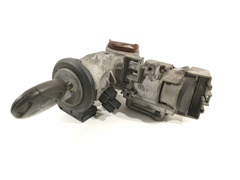 Recambio de conmutador de arranque para ford fiesta (cb1) ghia referencia OEM IAM 8V513F880DA  8V513F880DA