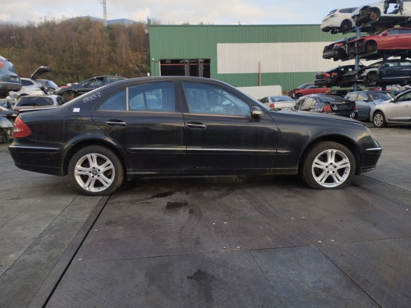 mercedes-benz clase e (w124) del año 2003