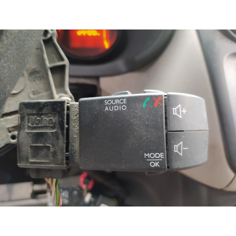 Recambio de mando multifuncion para dacia dokker ambiance referencia OEM IAM   