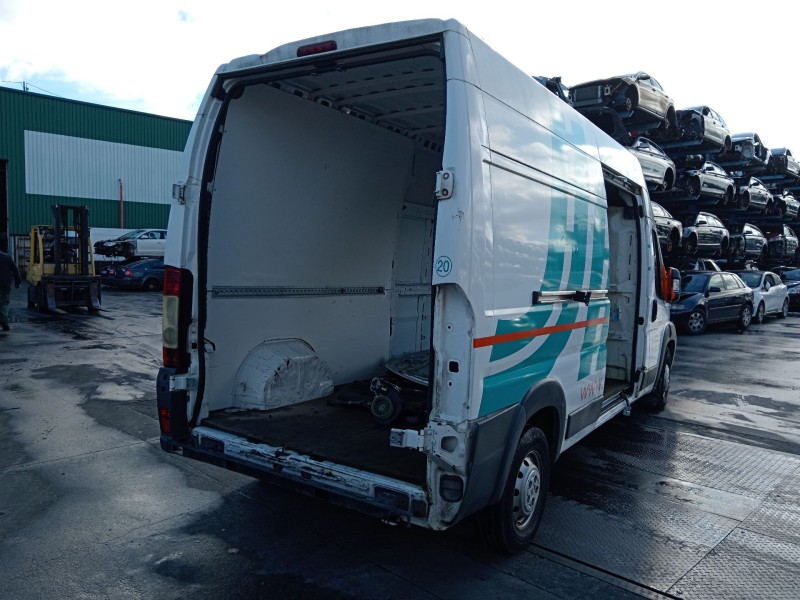 peugeot boxer caja abierta (bat. 4035)(333/335)(2007 =>) del año 2014