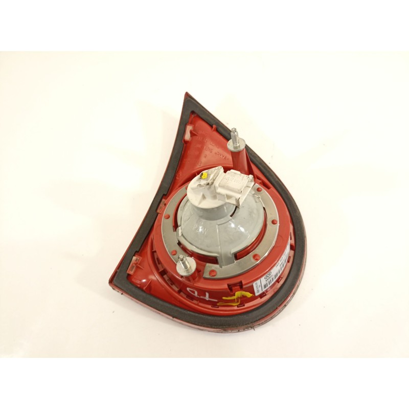 Recambio de piloto trasero derecho en porton para volkswagen golf v berlina (1k1) highline referencia OEM IAM 1K6945094G  