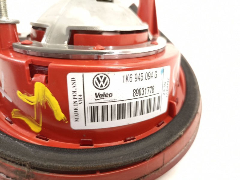 Recambio de piloto trasero derecho en porton para volkswagen golf v berlina (1k1) highline referencia OEM IAM 1K6945094G  