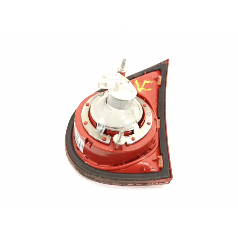 Recambio de piloto trasero izquierdo en porton para volkswagen golf v berlina (1k1) highline referencia OEM IAM 1K6945093G  