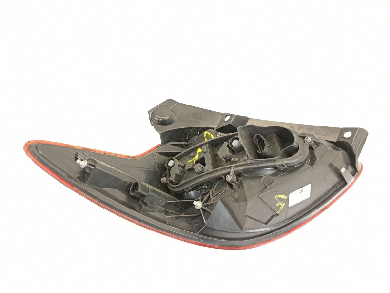 Recambio de piloto trasero derecho para ford ka (ccu) grand prix iii referencia OEM IAM 21730202  51793258