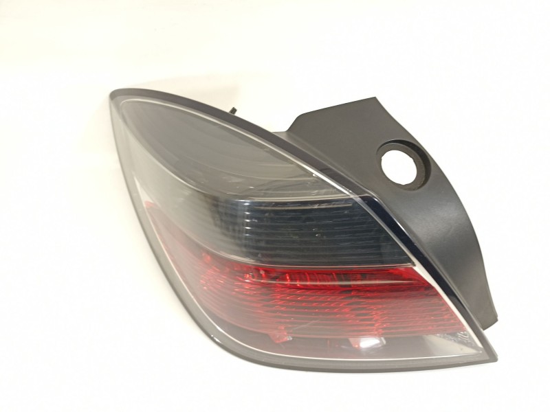 Recambio de piloto trasero izquierdo para opel astra gtc cosmo referencia OEM IAM 93183055  16142101