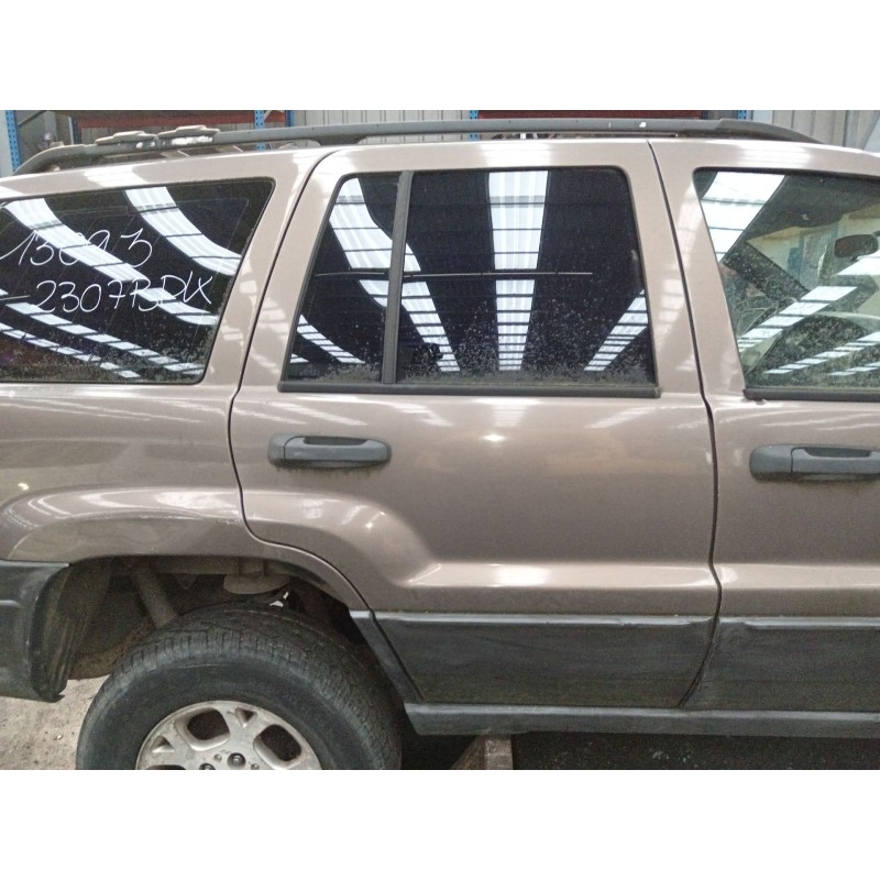 Recambio de puerta trasera derecha para jeep gr.cherokee (wj/wg) 3.1 td laredo referencia OEM IAM   