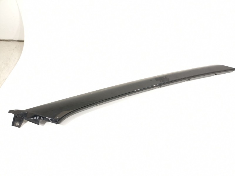 Recambio de moldura para land rover range rover evoque (l538) 2.0 d 4x4 referencia OEM IAM BJ32025A53AJ  LR077218