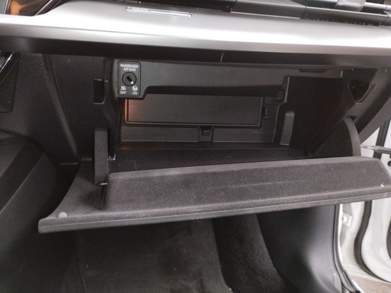 Recambio de guantera para audi a3 sportback (8y) gy referencia OEM IAM   