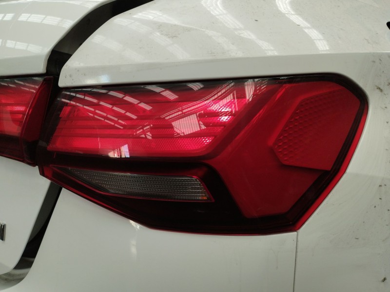 Recambio de piloto trasero derecho para audi a3 sportback (8y) gy referencia OEM IAM   