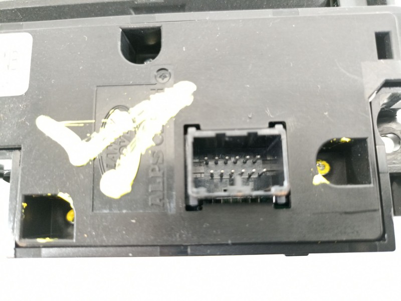 Recambio de mando multifuncion para land rover range rover evoque (l538) 2.0 d 4x4 referencia OEM IAM GJ3219F211NB  LR070679