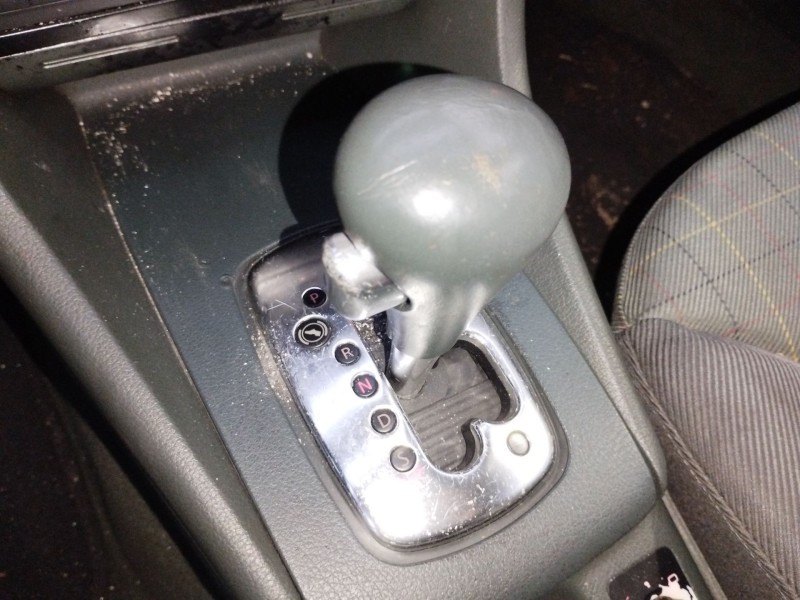 Recambio de palanca cambio para audi a6 avant (4b5) 2.5 tdi referencia OEM IAM   