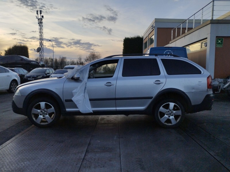 skoda octavia combi (1z5) del año 2007
