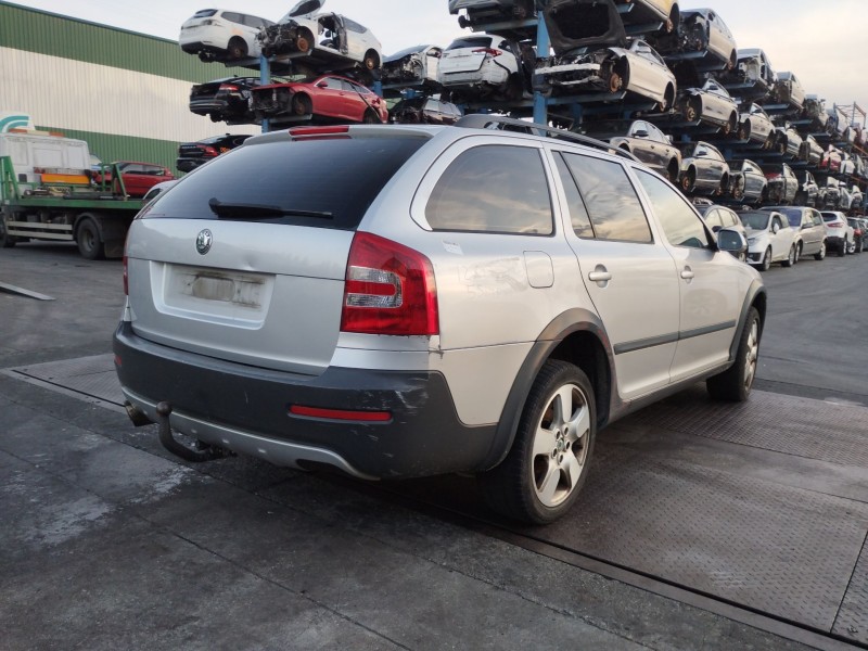 skoda octavia combi (1z5) del año 2007