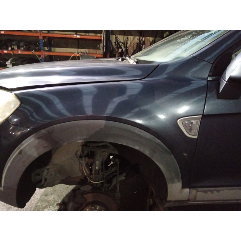 Recambio de aleta delantera izquierda para chevrolet captiva 2.0 vcdi lt referencia OEM IAM   