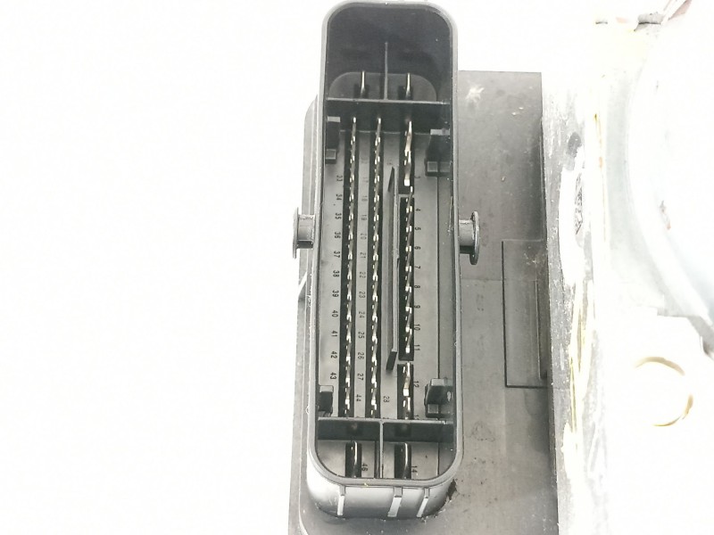 Recambio de abs para land rover range rover evoque (l538) 2.0 d 4x4 referencia OEM IAM GJ322C405AF  GJ322C353AF