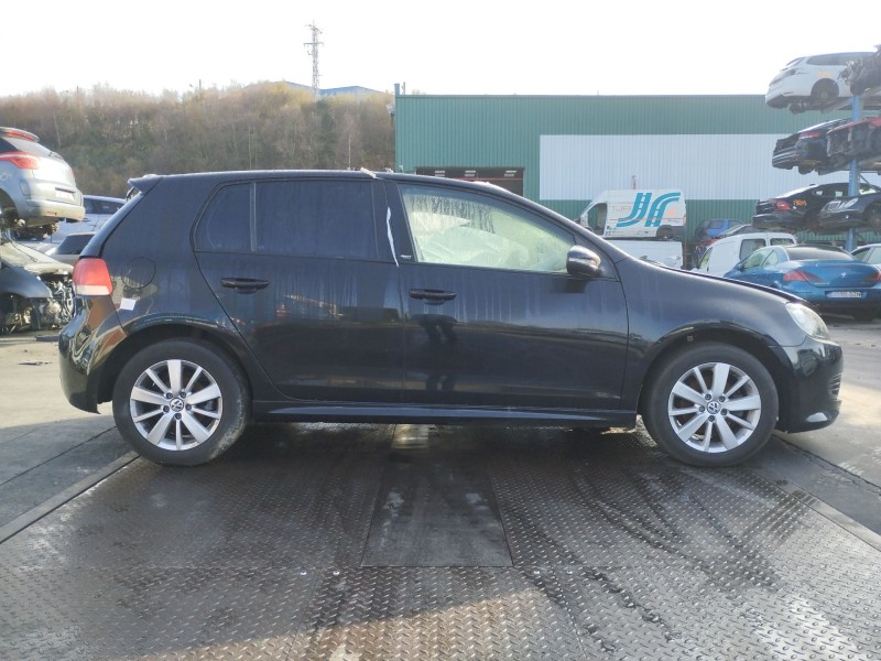 volkswagen golf vi (5k1) del año 2011