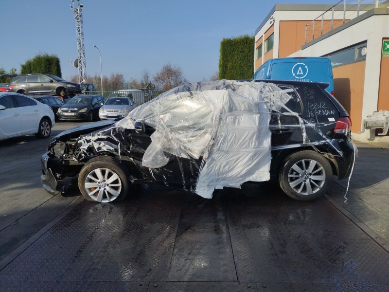 volkswagen golf vi (5k1) del año 2011