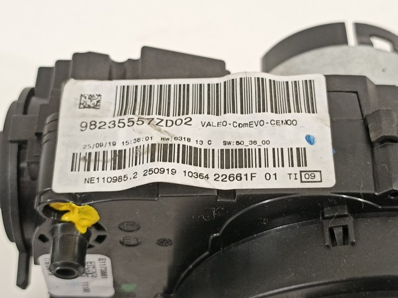 Recambio de mando luces para peugeot 208 2020 referencia OEM IAM 98235557ZD  