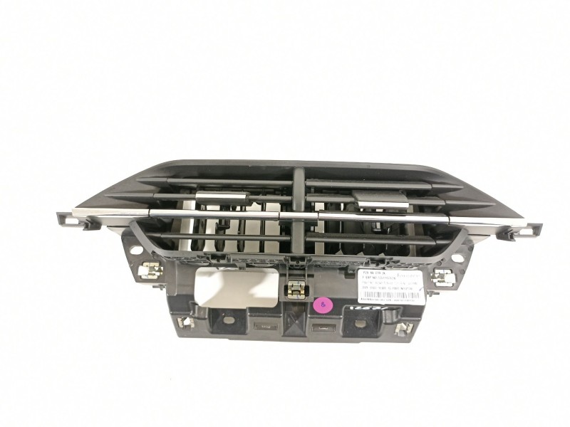 Recambio de rejilla aireadora para peugeot 208 2020 referencia OEM IAM 98234571DX  