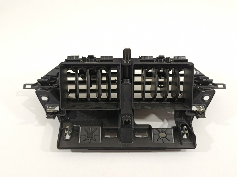 Recambio de rejilla aireadora para peugeot 208 2020 referencia OEM IAM 98234571DX  