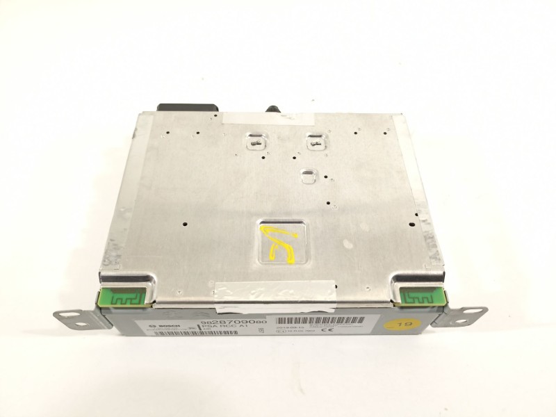 Recambio de sistema audio / radio cd para peugeot 208 2020 referencia OEM IAM 9828709080  