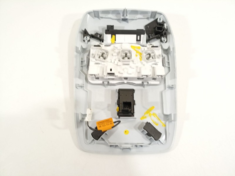 Recambio de luz interior para peugeot 208 2020 referencia OEM IAM 96887290PR  