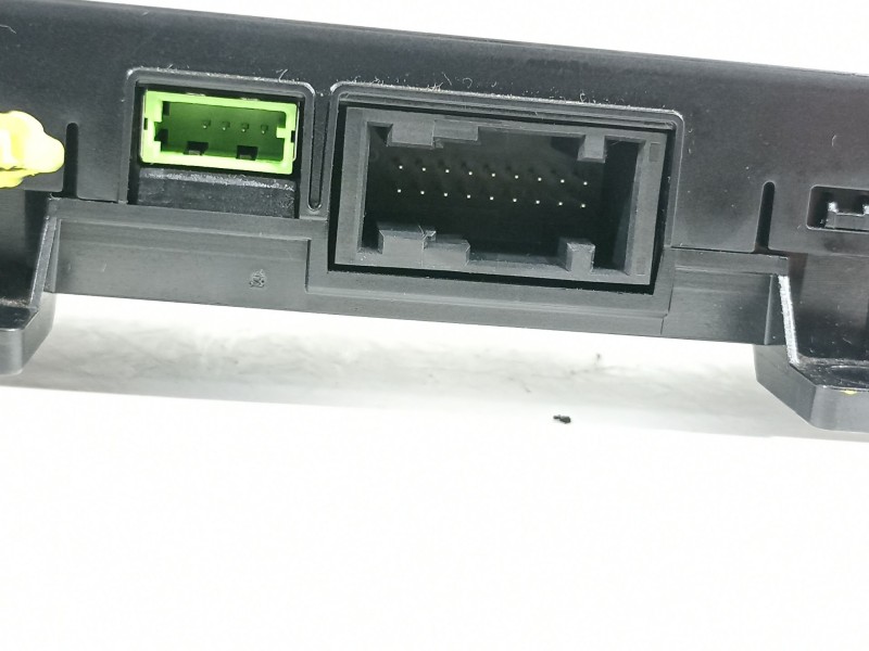 Recambio de modulo electronico para peugeot 208 2020 referencia OEM IAM 9831611580  