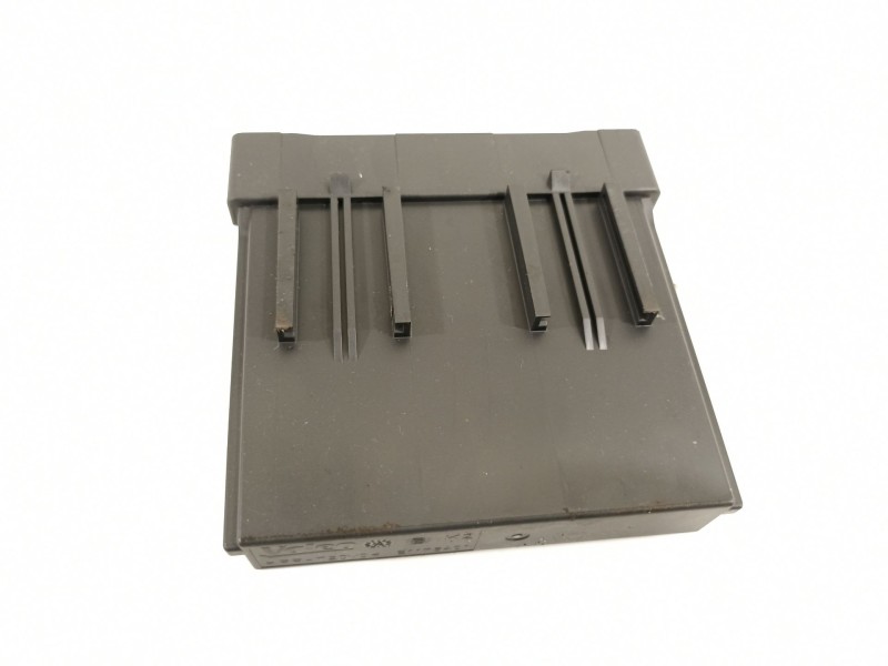 Recambio de modulo electronico para peugeot 208 2020 referencia OEM IAM 9835345880  