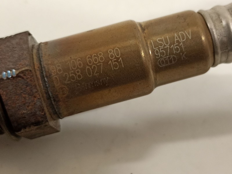 Recambio de sonda lambda para peugeot 208 2020 referencia OEM IAM 9810666880  