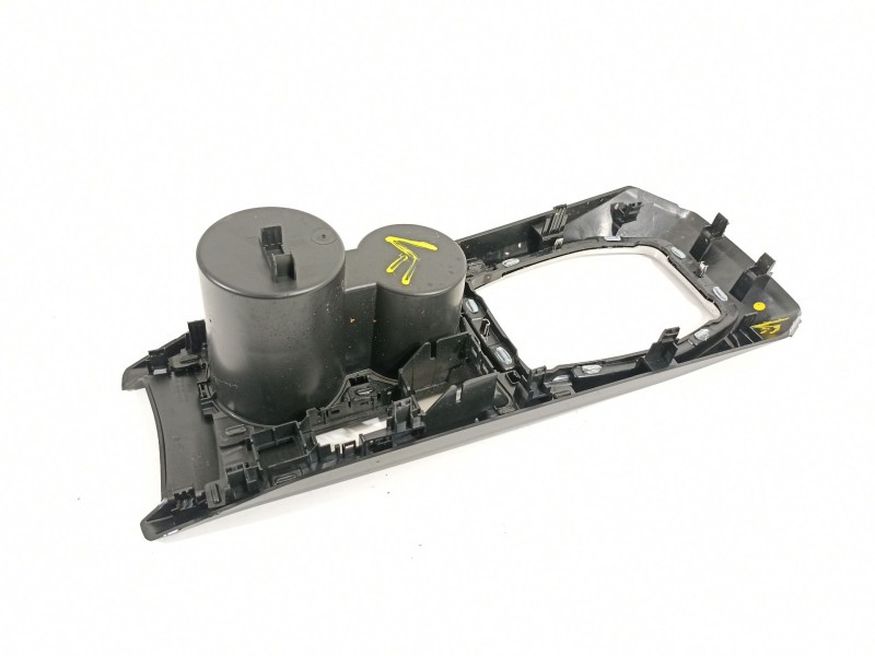 Recambio de guarnecidos palanca cambio para peugeot 208 2020 referencia OEM IAM 9824733780  9829400680