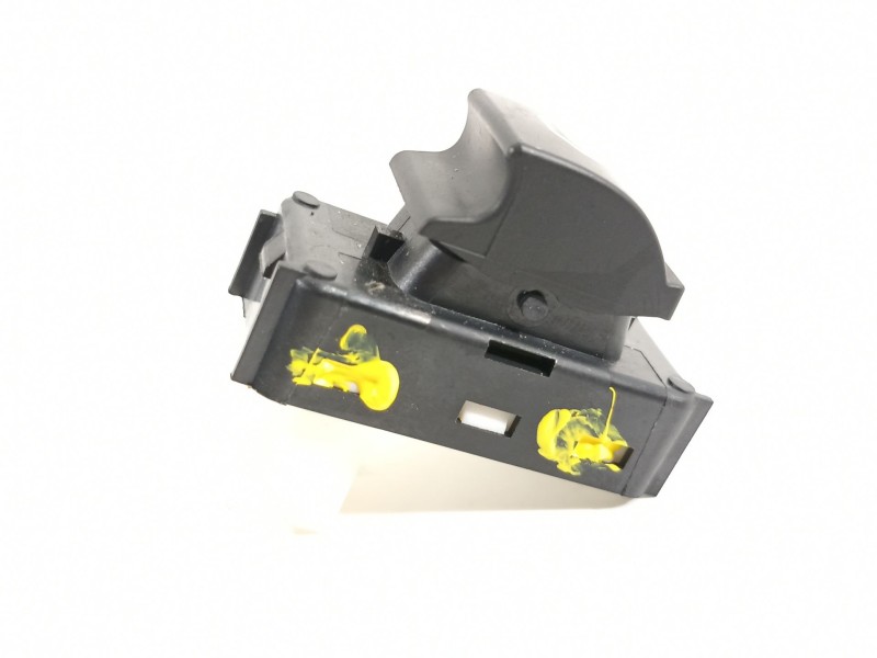 Recambio de mando elevalunas delantero derecho para peugeot 208 2020 referencia OEM IAM 98044803ZD  