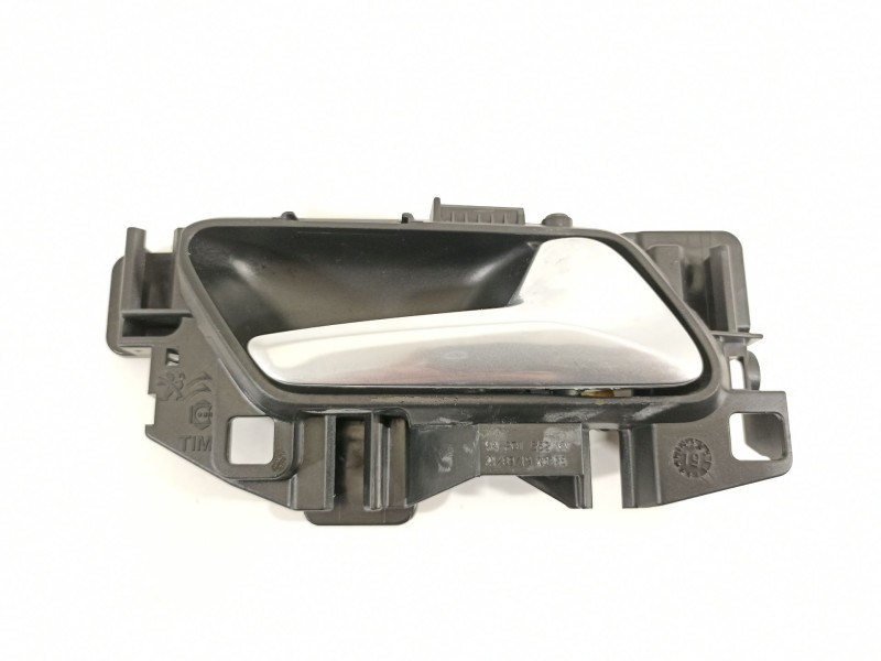 Recambio de maneta exterior delantera derecha para peugeot 208 2020 referencia OEM IAM 98201552VV  