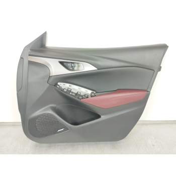 GUARNECIDO PUERTA DELANTERA DERECHA D10E68520G 