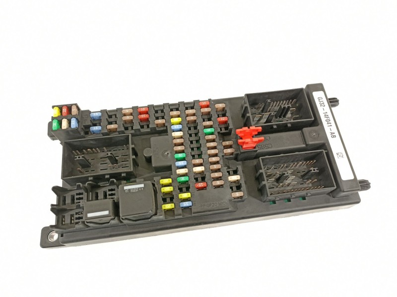 Recambio de caja reles / fusibles para land rover range rover evoque (l538) 2.0 d 4x4 referencia OEM IAM GJ3214F041AB  