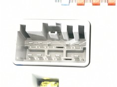 Recambio de caja reles / fusibles para land rover range rover evoque (l538) 2.0 d 4x4 referencia OEM IAM CPLA14Q073AA  LR041091 2