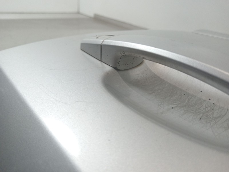 Recambio de puerta delantera izquierda para opel astra h (a04) 1.9 cdti (l48) referencia OEM IAM   